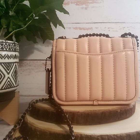 RETAIL COACH Quilted Turnlock Crossbody in Blush with Gun Metal Hardware - Picture 6 of 13